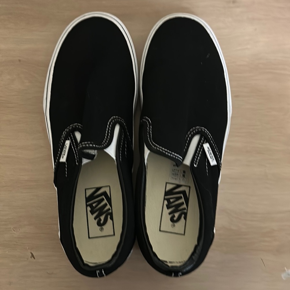 Platform Black Slip-on Vans